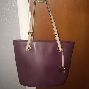 MICHAEL KORS  PURSE TAKING REASONABLE OFFERS